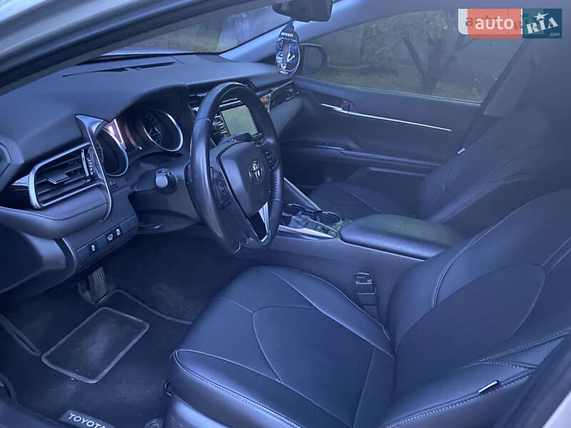 Седан Toyota Camry 2019 в Киеве фото 17 Седан Toyota Camry 2019 в Киеве