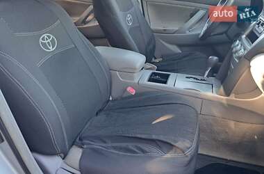 Седан Toyota Camry 2008 в Николаеве