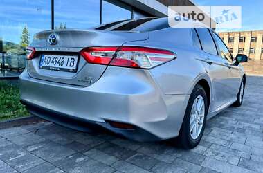 Седан Toyota Camry 2018 в Тячеві