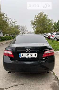 Седан Toyota Camry 2008 в Южноукраинске