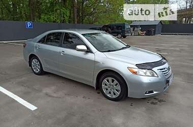 Седан Toyota Camry 2007 в Києві