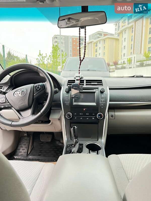 Седан Toyota Camry 2014 в Киеве фото 6 Седан Toyota Camry 2014 в Киеве