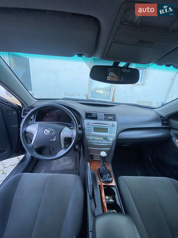Седан Toyota Camry 2008 в Львові