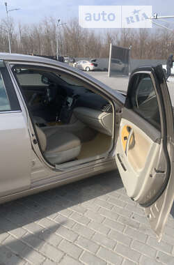 Седан Toyota Camry 2006 в Києві