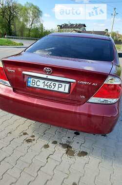 Седан Toyota Camry 2005 в Львові