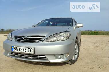 Седан Toyota Camry 2003 в Одессе