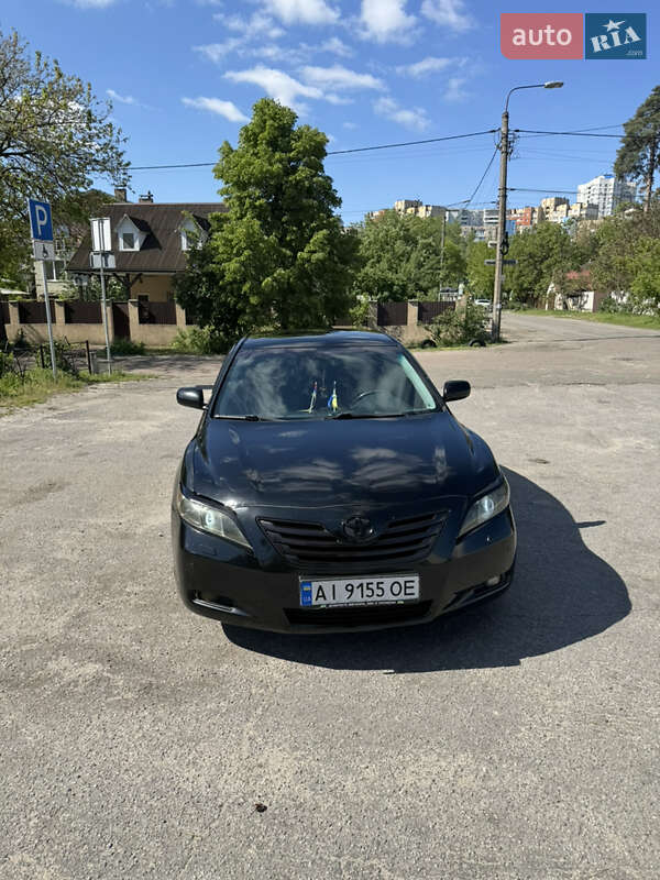 Седан Toyota Camry 2008 в Києві