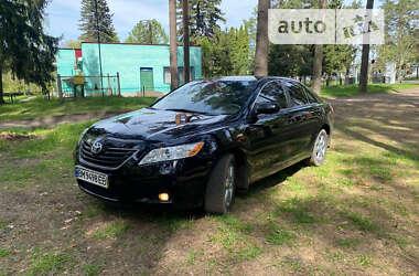 Седан Toyota Camry 2008 в Глухове