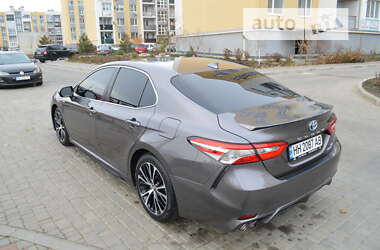 Седан Toyota Camry 2019 в Одесі