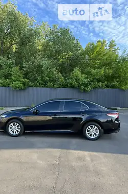 Toyota Camry 2018