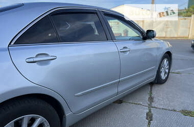 Седан Toyota Camry 2008 в Ровно