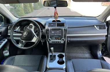 Седан Toyota Camry 2014 в Стрию