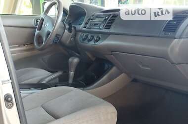 Седан Toyota Camry 2003 в Луцке