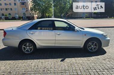 Седан Toyota Camry 2004 в Одессе