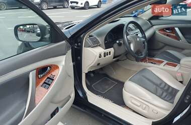 Седан Toyota Camry 2007 в Львове