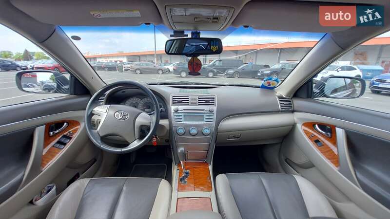 Toyota Camry 2007