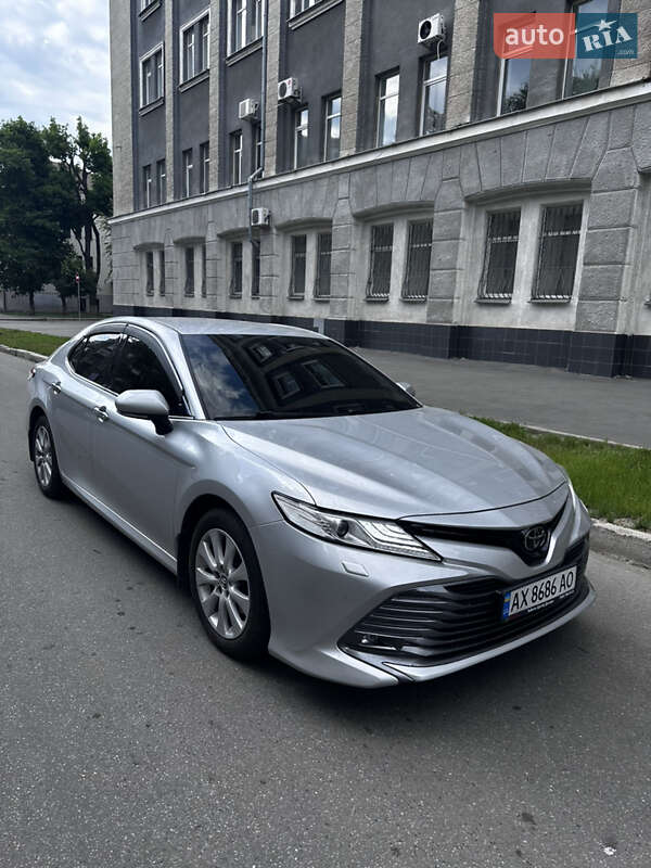 Toyota Camry 2017