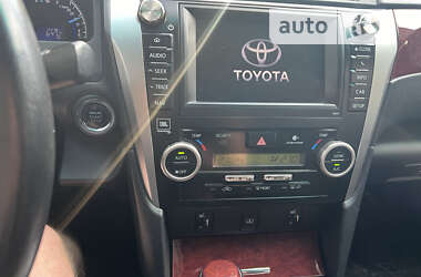 Седан Toyota Camry 2011 в Києві