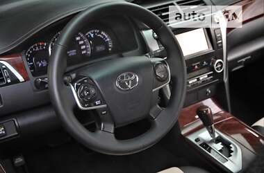 Седан Toyota Camry 2011 в Харкові