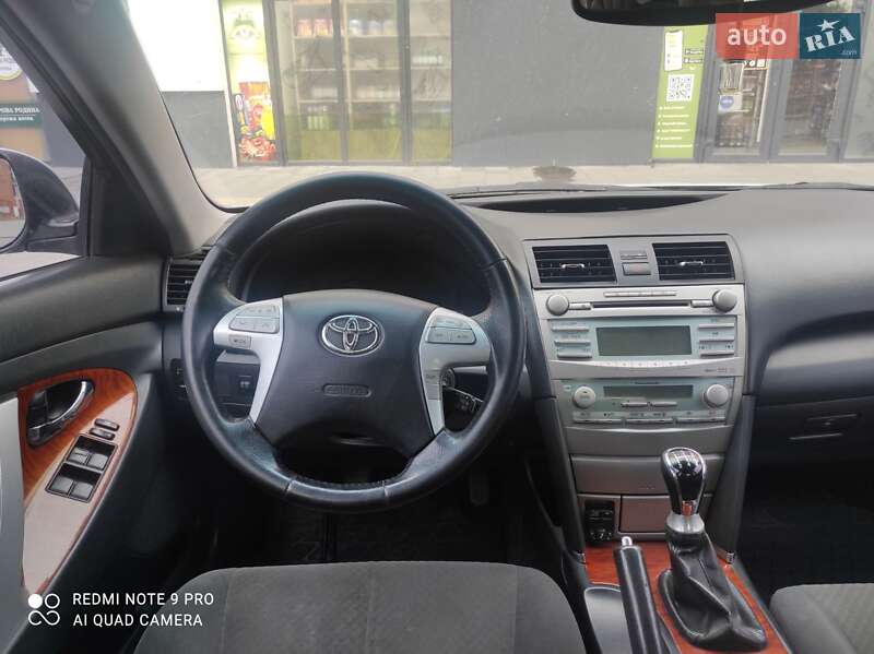Седан Toyota Camry 2007 в Хмельницькому
