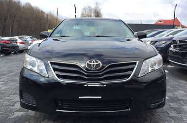 Седан Toyota Camry 2011 в Львове