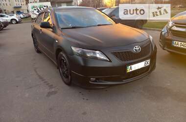 Седан Toyota Camry 2007 в Киеве