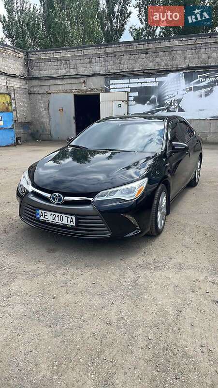 Седан Toyota Camry 2015 в Днепре