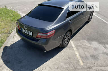 Седан Toyota Camry 2006 в Києві