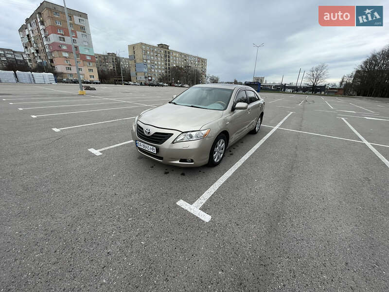 Седан Toyota Camry 2007 в Кропивницком