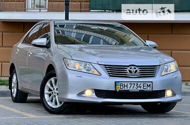 Седан Toyota Camry 2013 в Одессе