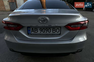 Седан Toyota Camry 2023 в Виннице