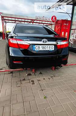 Седан Toyota Camry 2012 в Прилуках