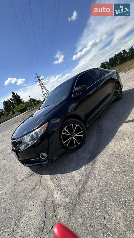 Toyota Camry 2013