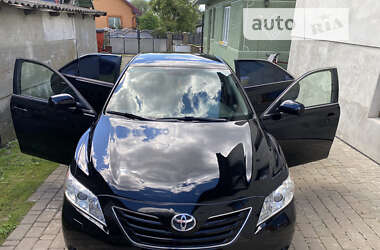 Седан Toyota Camry 2008 в Тисмениці