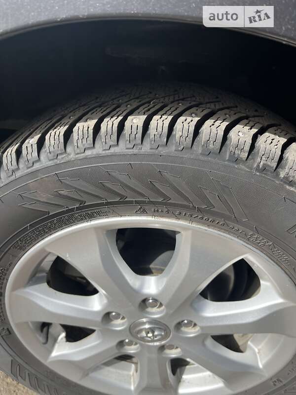 Седан Toyota Camry 2011 в Харкові