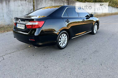 Седан Toyota Camry 2013 в Умані