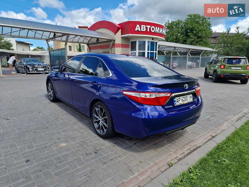 Седан Toyota Camry 2014 в Києві