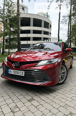 Седан Toyota Camry 2018 в Броварах