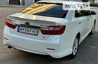 Седан Toyota Camry 2012 в Кам'янському