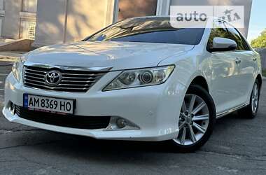 Седан Toyota Camry 2012 в Кам'янському