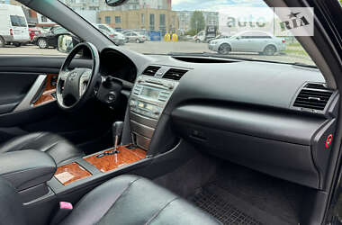 Седан Toyota Camry 2008 в Черкассах