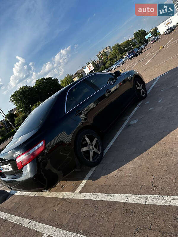 Седан Toyota Camry 2007 в Житомирі