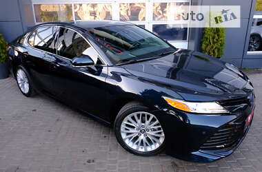 Седан Toyota Camry 2020 в Одессе