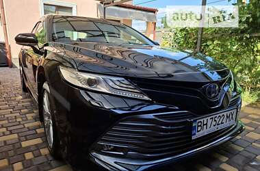 Седан Toyota Camry 2020 в Одессе