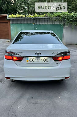 Седан Toyota Camry 2015 в Харькове