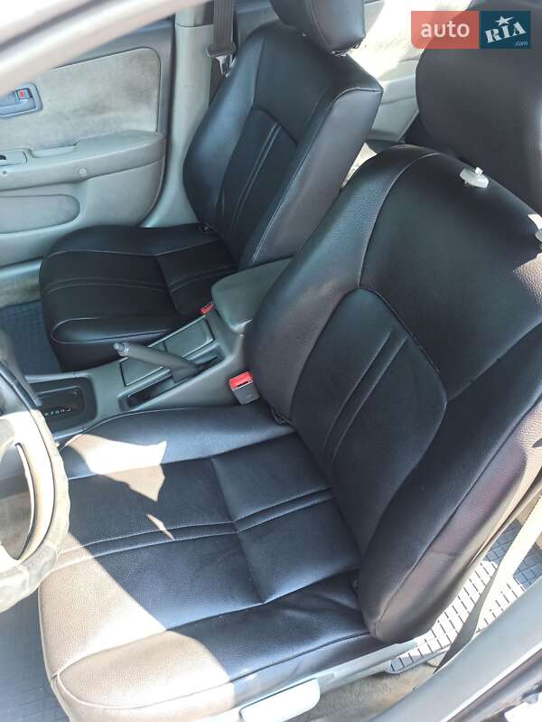 Седан Toyota Camry 1998 в Броварах