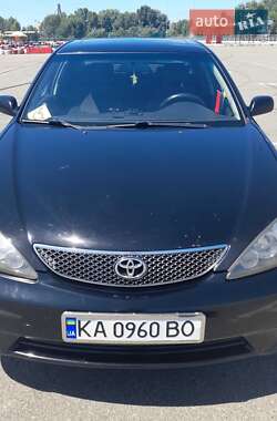 Седан Toyota Camry 2005 в Києві