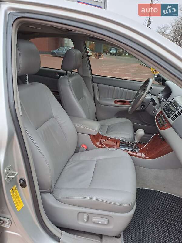 Седан Toyota Camry 2005 в Одессе