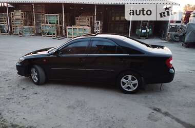 Седан Toyota Camry 2003 в Виннице