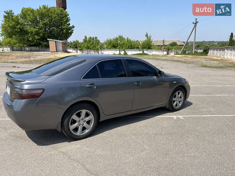 Седан Toyota Camry 2006 в Маньківці